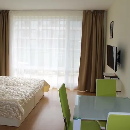 Private In Orchid Garden ساني بيتش