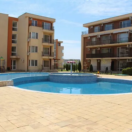 Private In Orchid Garden * ساني بيتش