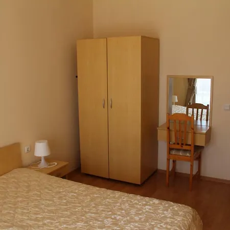 Private In Orchid Garden * ساني بيتش