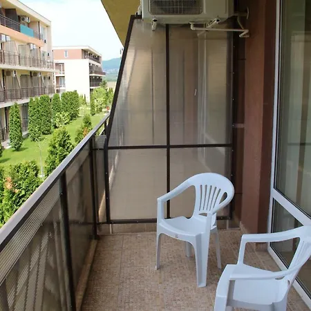 Private In Orchid Garden ساني بيتش